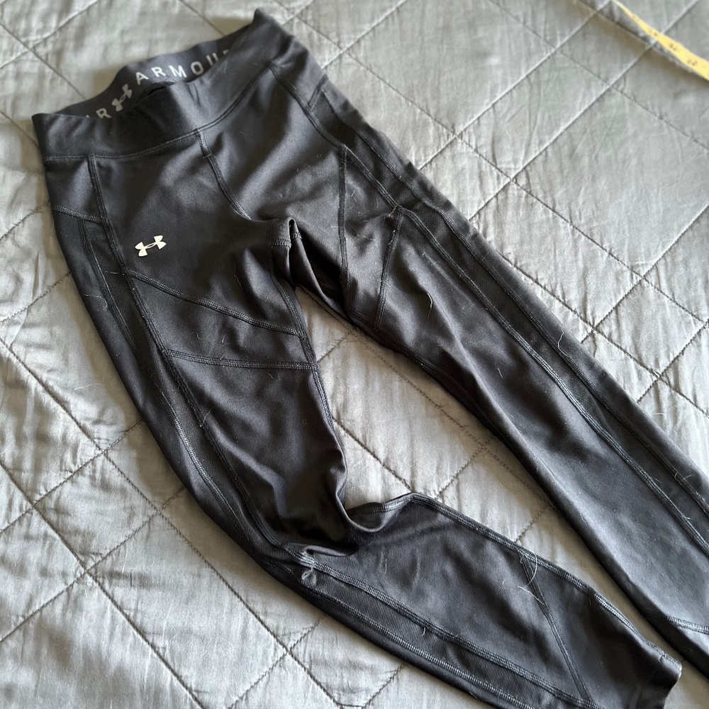 Under Armour compression leggings